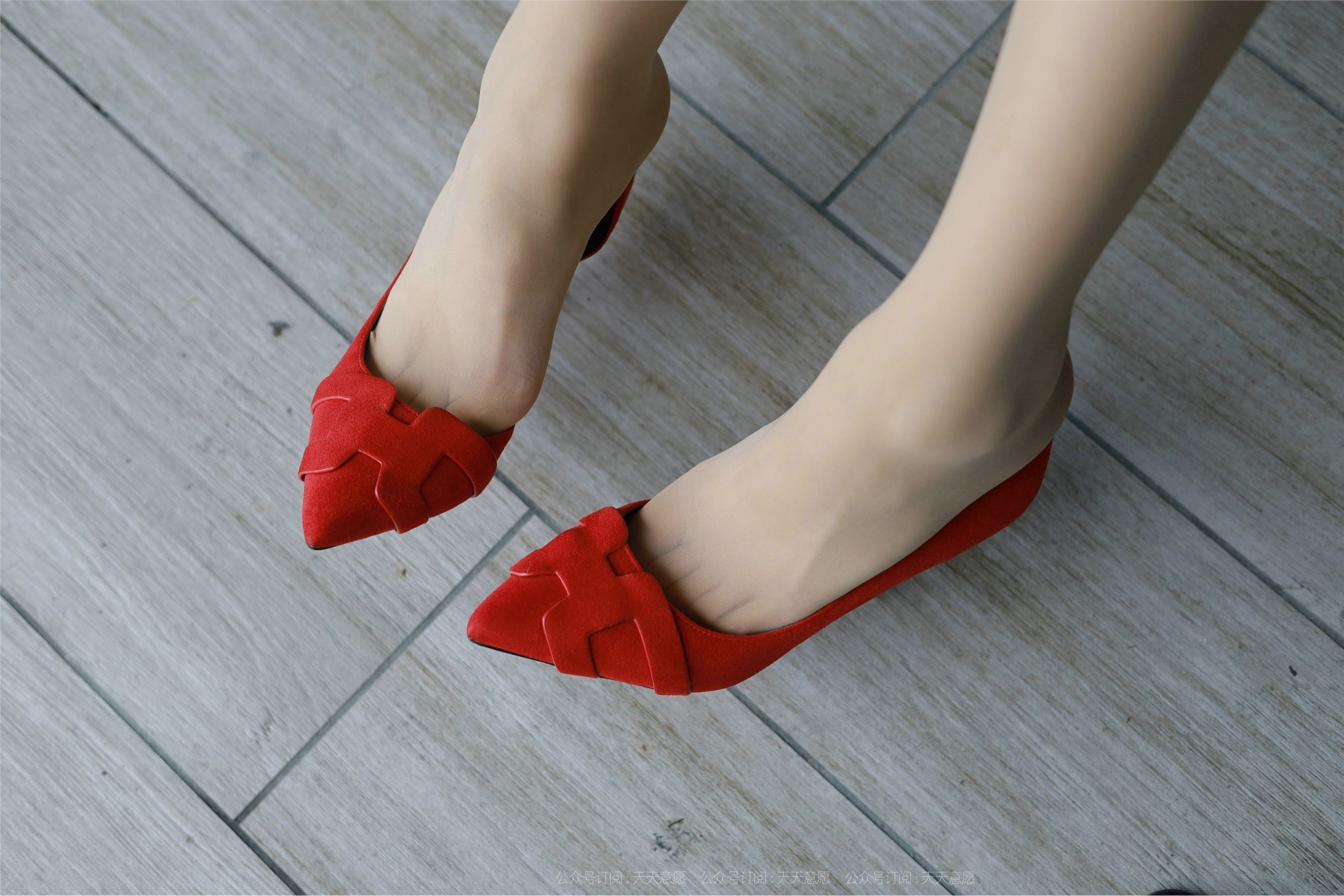 IESS异思趣向  2021.10.15 丝享家948：小婕《红色旗袍》